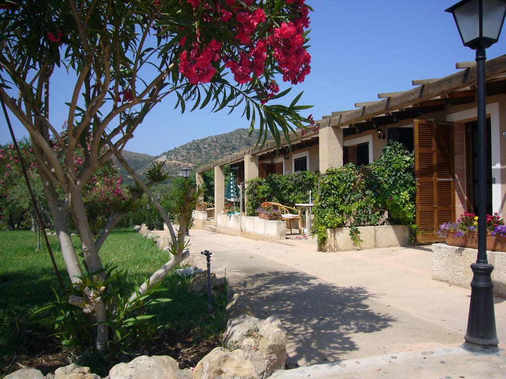 Agroturismo Can Patro Guest House มานากอร์ ภายนอก รูปภาพ